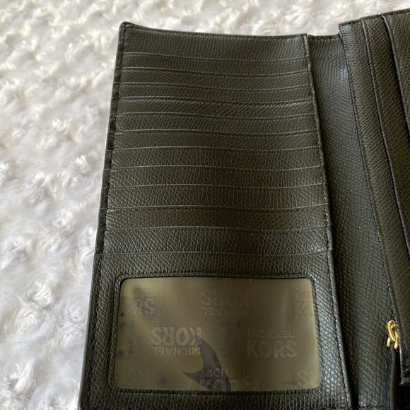 Michael Michael Kors Black Florence Large Billfold Leather Wallet Clutch - Picture 6 of 9